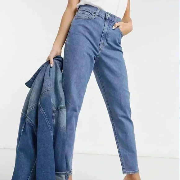 New Levi’s High Waisted Taper Jeans Sz 24 - Picture 1 of 10